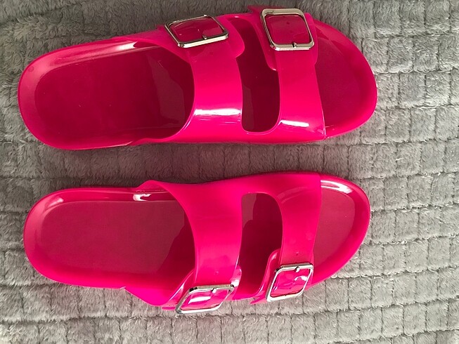 Penti pembe terlik
