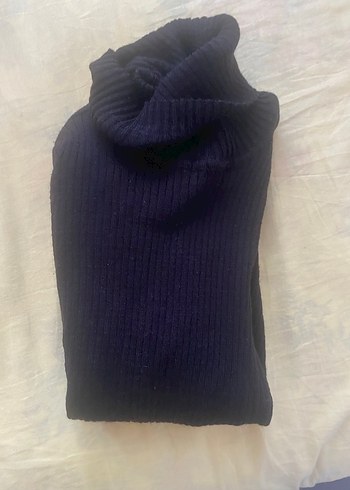 Siyah Kadın Boğazlı Kazak - Görsel 2