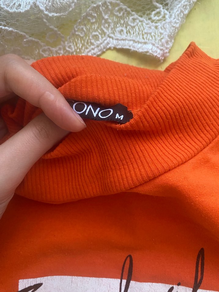 Kırmızı Baskılı Kısa Kollu Kadın Sweatshirt - Görsel 3