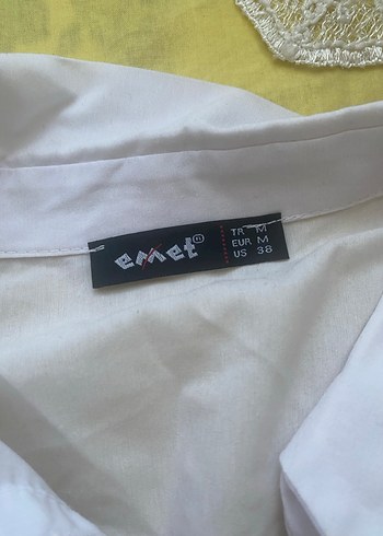 Düğmeli Beyaz Keten Kadın Gömlek - Görsel 2