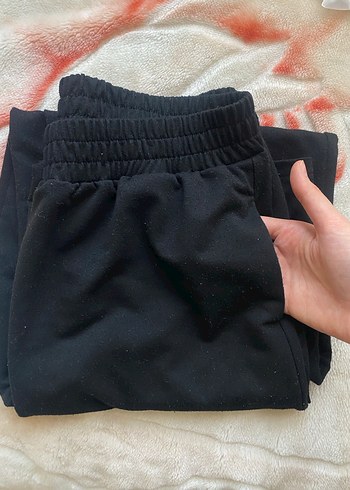 Siyah Bol Kesim eşofman altı - Görsel 2