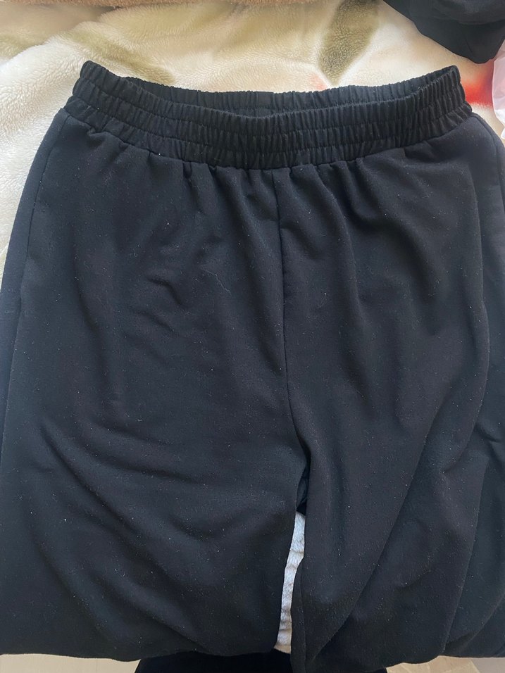 Siyah Bol Kesim eşofman altı - Görsel 3