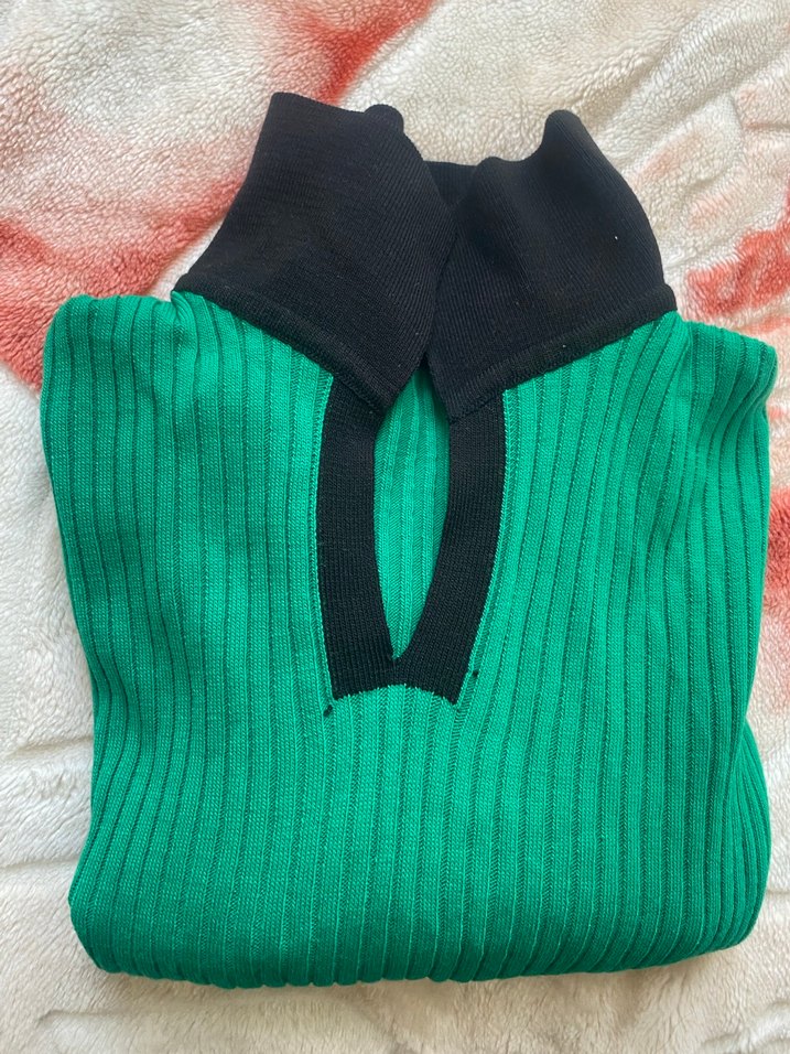 Yeşil Yüksek Yaka Fitilli Triko Kazak - Görsel 3