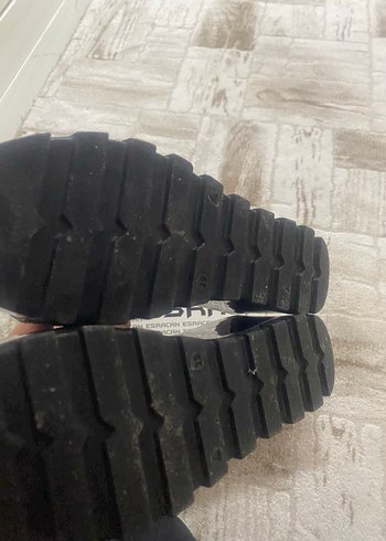 39 Beden gri Renk Moda Devrin Platin Taşlı Dolgu Topuklu Kadın Terlik
