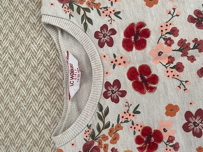 LC Waikiki Sweatshirt