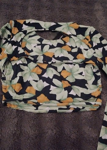 sirt dekolteli crop - Görsel 4