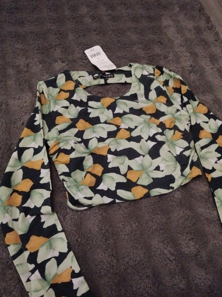 sirt dekolteli crop - Görsel 2