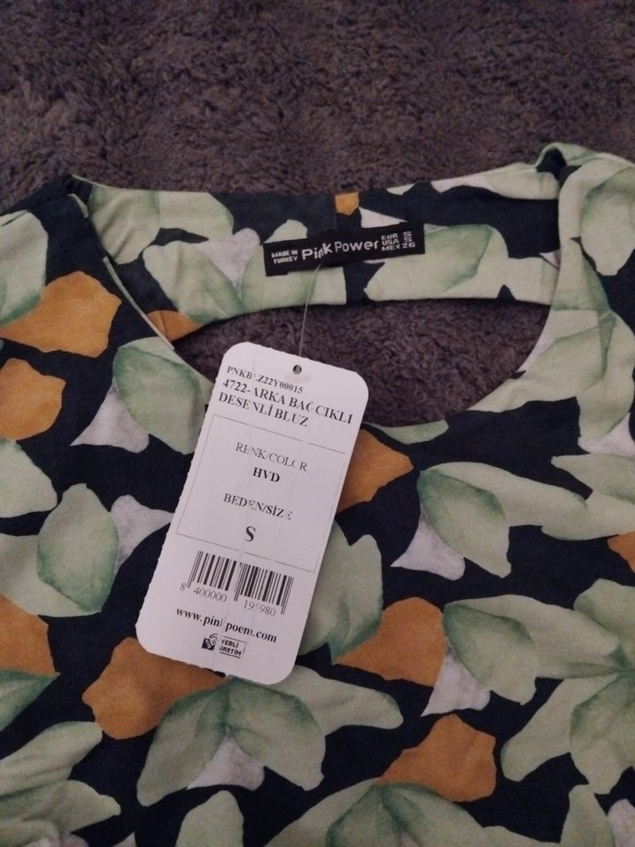 sirt dekolteli crop - Görsel 3