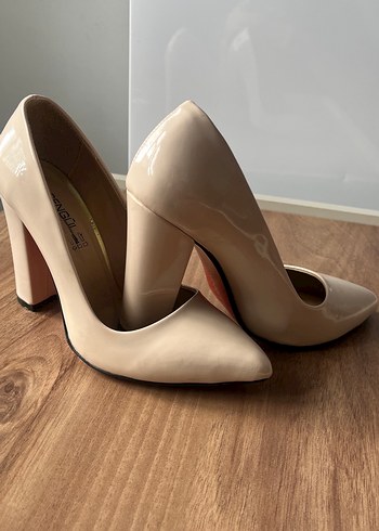 Bej Kadın Kalın Topuklu Stiletto