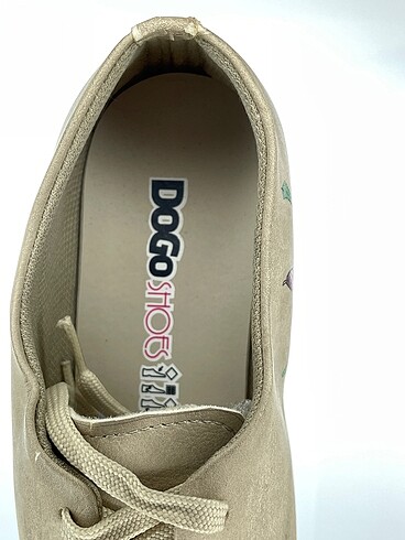 38 Beden çeşitli Renk Dogo Shoes Babet %70 İndirimli.