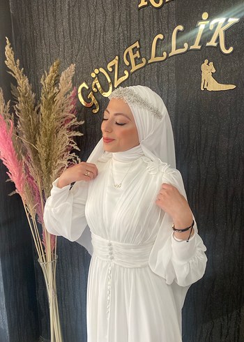 Uzun Kol Drapeli Beyaz Tesettür Abiye - Görsel 2