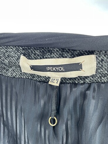 36 Beden çeşitli Renk ipekyol Blazer %70 İndirimli.