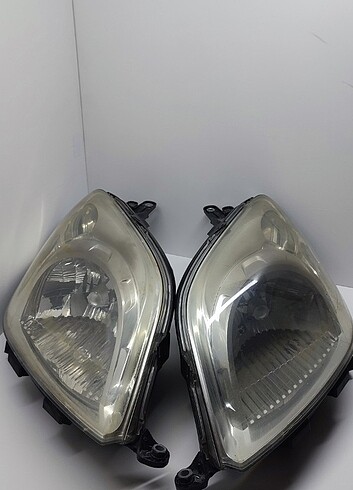 Beden Fiat Fiorino araba fari