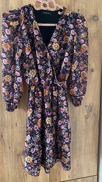 Çiçekli Mini Elbise