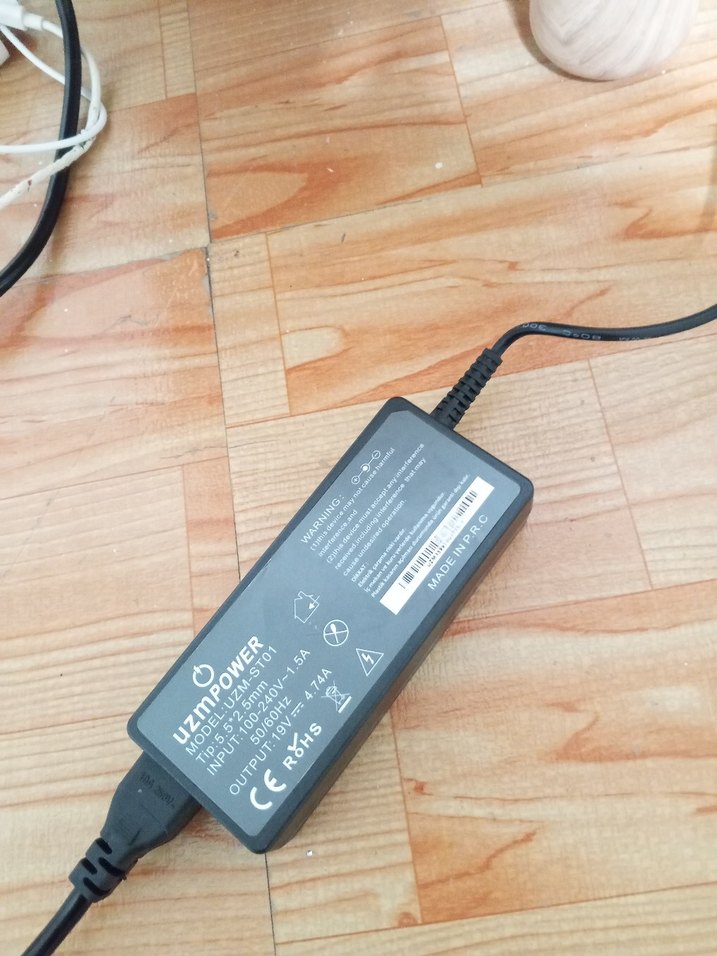 GRİ TOSHİBA SATELLİTE A300 DİZÜSTÜ BİLGİSAYAR - Görsel 4