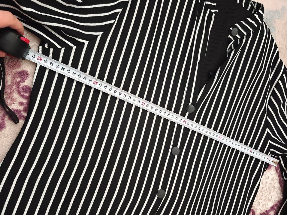 Siyah Beyaz Çizgili Uzun Kadın Takım - Görsel 2