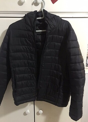 m Beden Pull and bear şişme mont