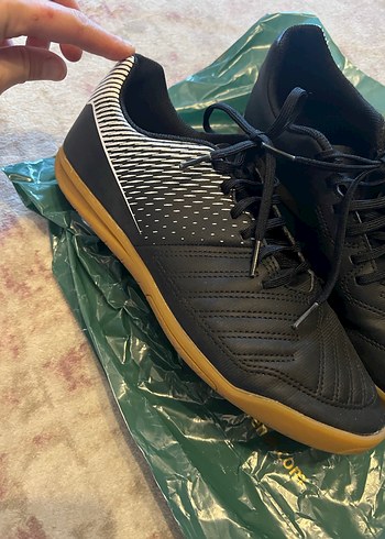 Erkek Siyah Bağcıklı Futbol Ayakkabısı decatlon - Görsel 2