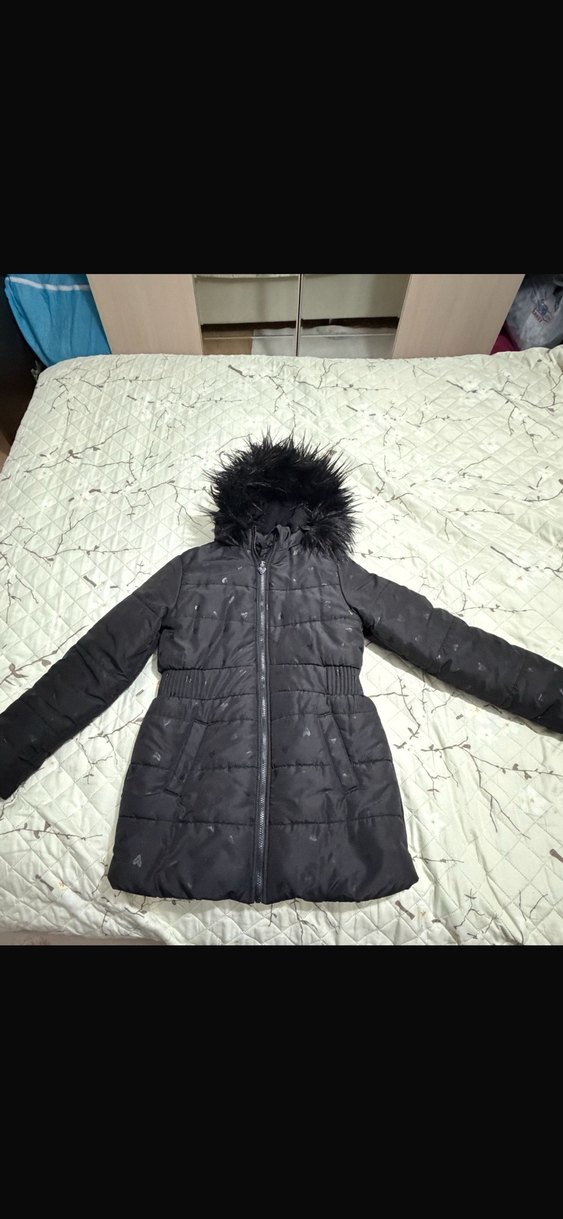 Kürk Detaylı Siyah Kız çocuk Kışlık Mont - Görsel 2