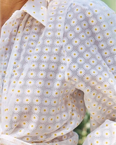 Zara papatyalı transparan gömlek