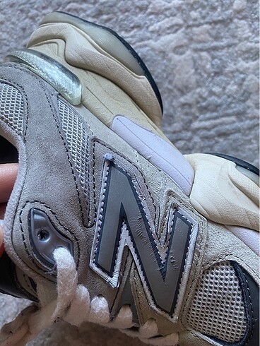 38 Beden gri Renk New balance 9060