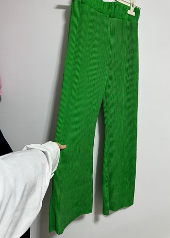 Yeşil Pileli Kadın uzun pantolon STANDART BEDEN - Görsel 3