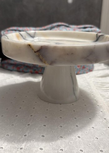 marandmore Rolin Ayaklı Beyaz Mermer Servis Tabağı 24 cm - Görsel 2