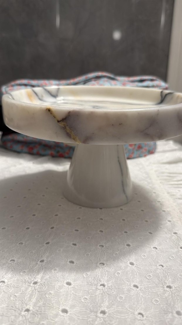 marandmore Rolin Ayaklı Beyaz Mermer Servis Tabağı 24 cm - Görsel 2