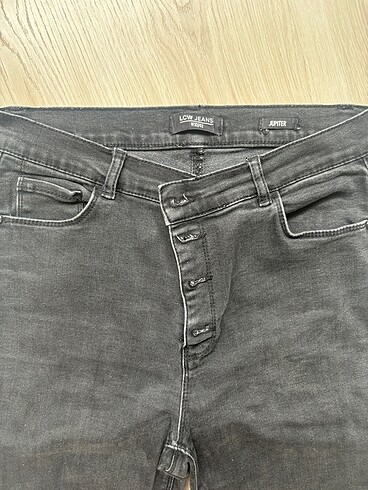 32 Beden siyah Renk Lcw jeans