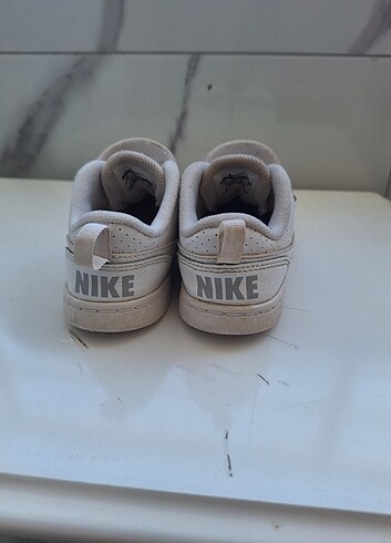 27 Beden Nike çöcuk ayakkabısi