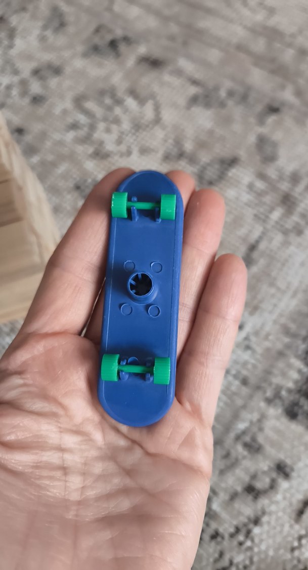 Renkli Tie-Dye Desenli Kauçuk Kaykay - Görsel 3