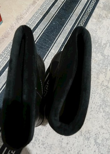 Siyah ici Kürklü yagmur cizmesi - Görsel 4