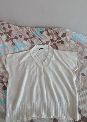 V Yaka Kolsuz Beyaz Pamuklu Kazak - Görsel 2