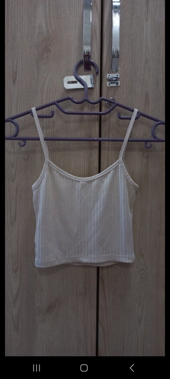 Kadın Beyaz V Yaka Kolsuz Mini crop - Görsel 2