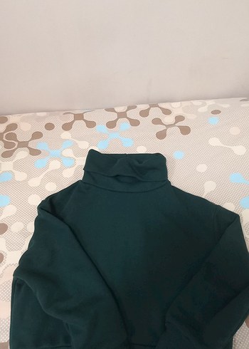 Yeşil Boğazlı Kadın Sweatshirt - Görsel 2