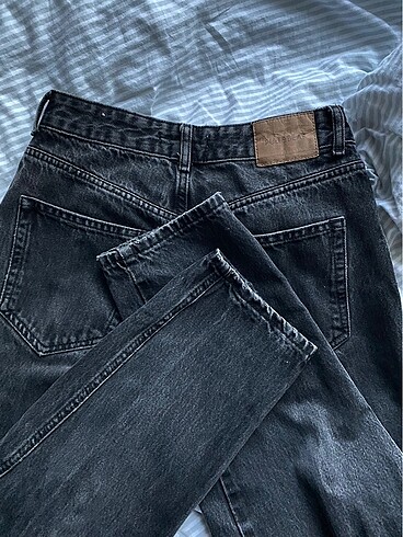 xs Beden siyah Renk Pull and Bear Eskitme Mom Jean