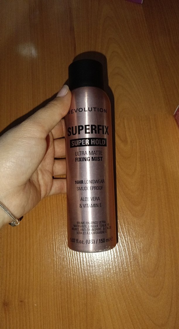 Revolution Superfix Ultra Matte Sabitleyici Sprey - Görsel 3