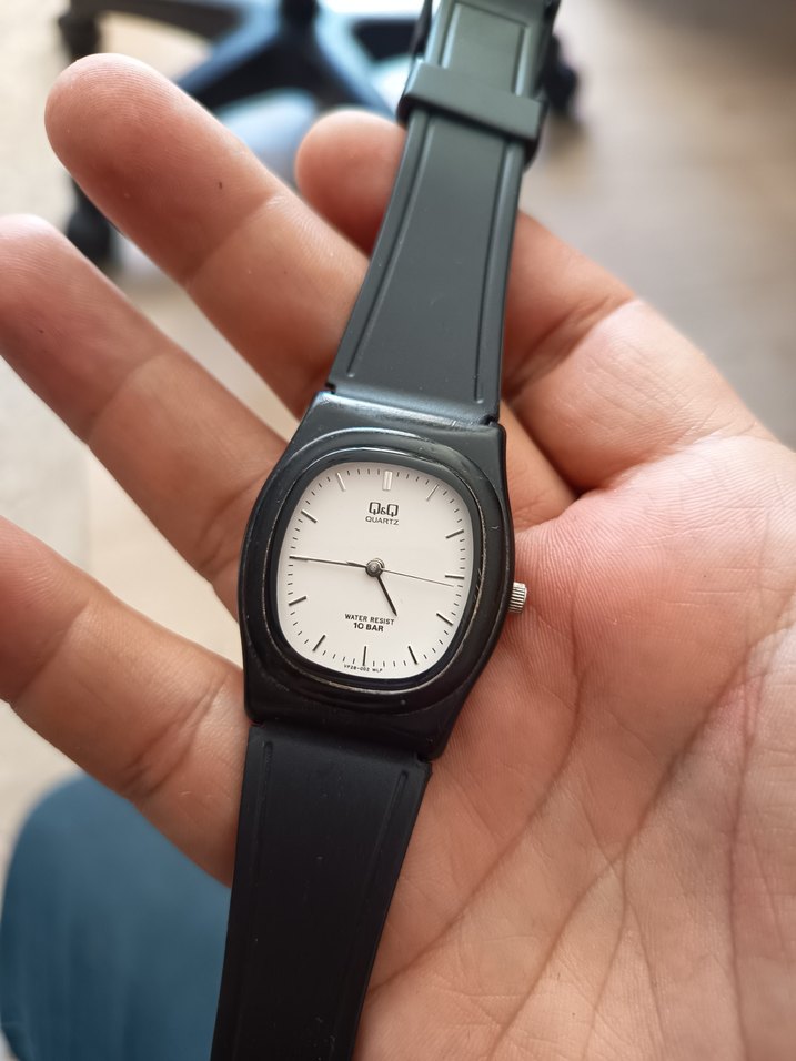 Minimalist Siyah Kayışlı QQ japan - Görsel 2