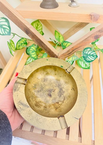 Parlak Altın Renkli Metal Küllük - Görsel 8