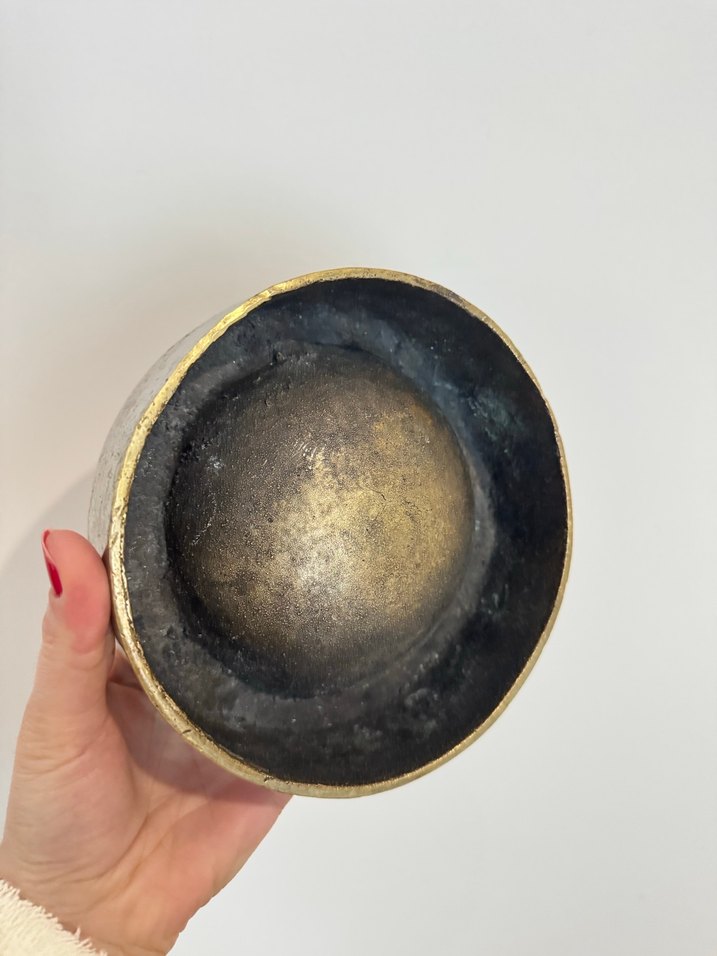 Parlak Altın Renkli Metal Küllük - Görsel 3