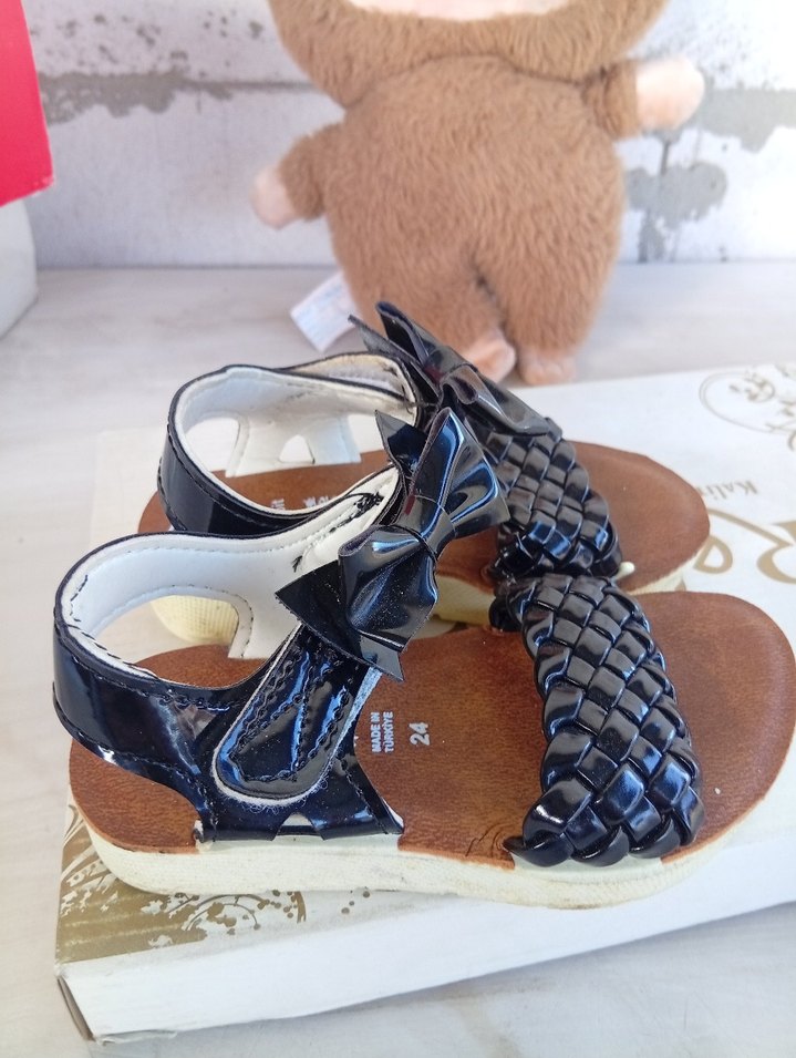 Kız Çocuk Siyah Örgü Detaylı Sandalet - Görsel 4