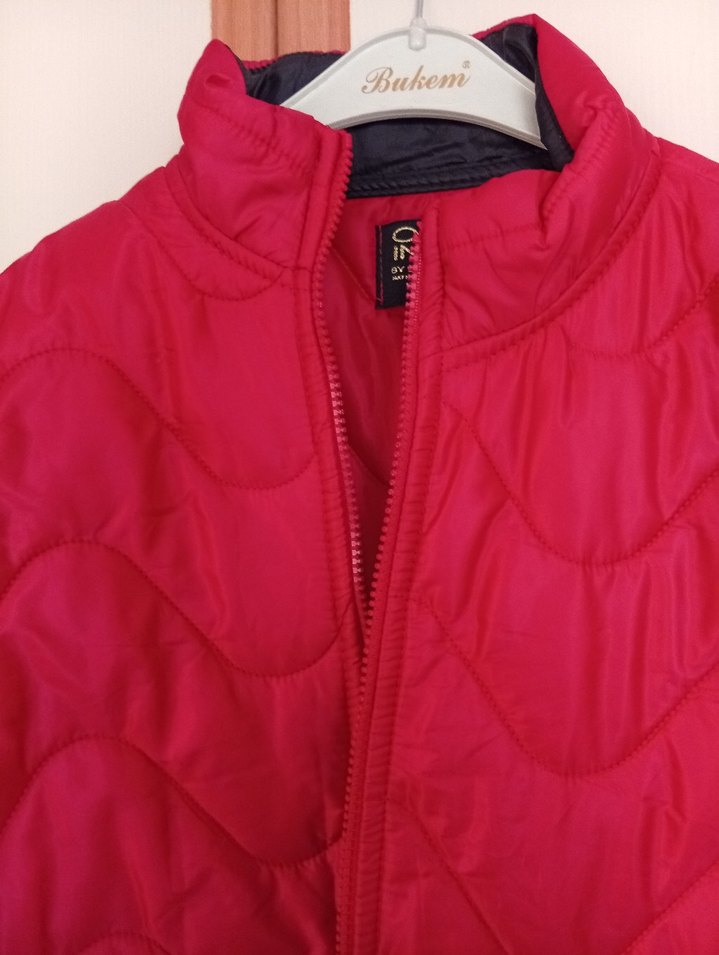 Kırmızı Fermuarlı Kadın Mont - Görsel 4