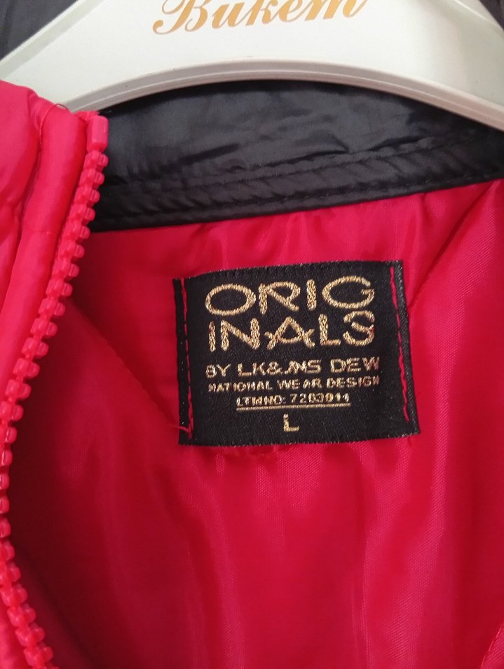 Kırmızı Fermuarlı Kadın Mont - Görsel 3