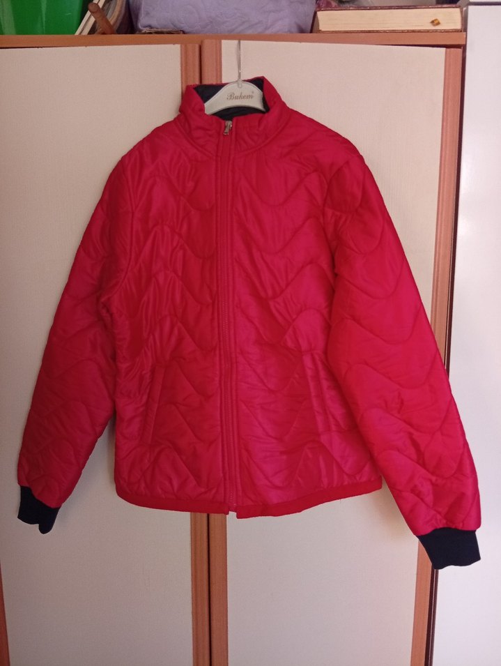 Kırmızı Fermuarlı Kadın Mont - Görsel 2