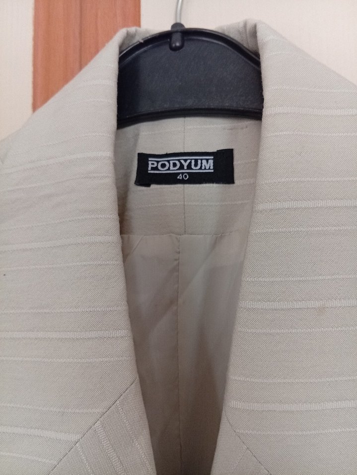 Bej Düğmeli Erkek Ceket - Görsel 3