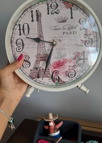 vintage görünümlü Paris Temalı Duvar Saati
