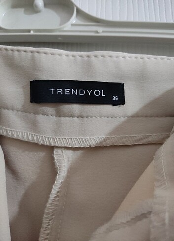 36 Beden Trendyol krem rengi kumaş pantolon
