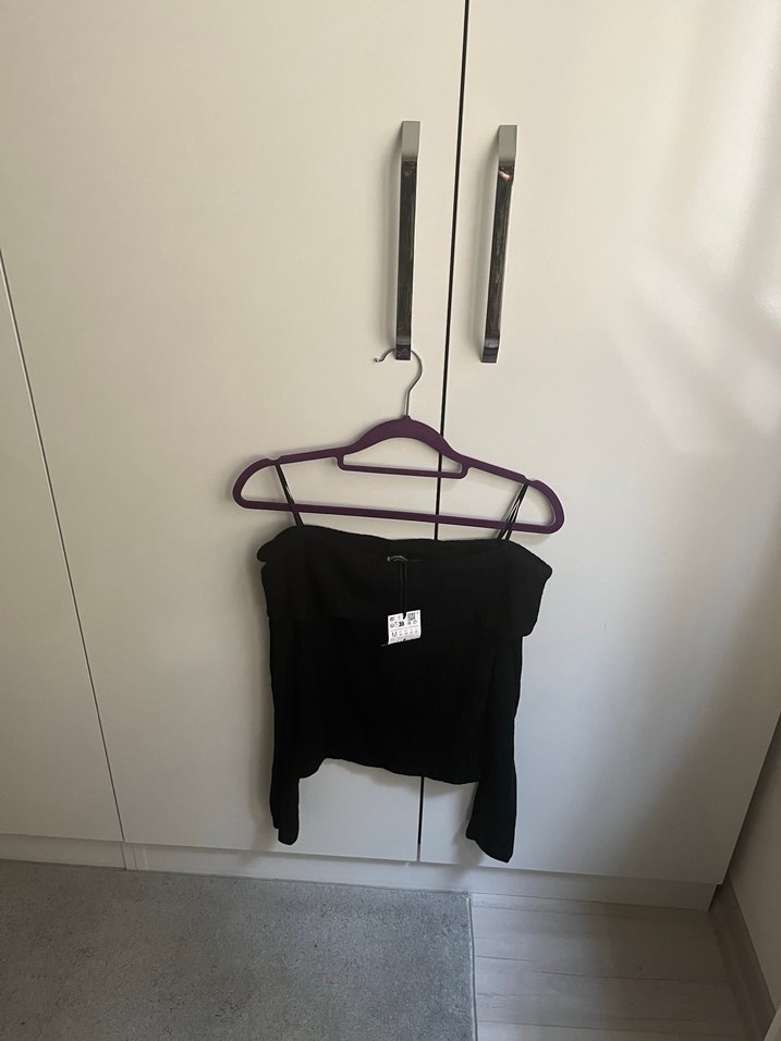 Siyah Uzun Kollu düşük yaka Triko Bluz - Görsel 4