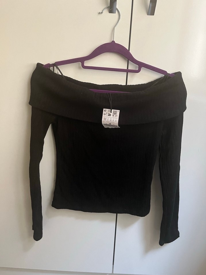 Siyah Uzun Kollu düşük yaka Triko Bluz - Görsel 2