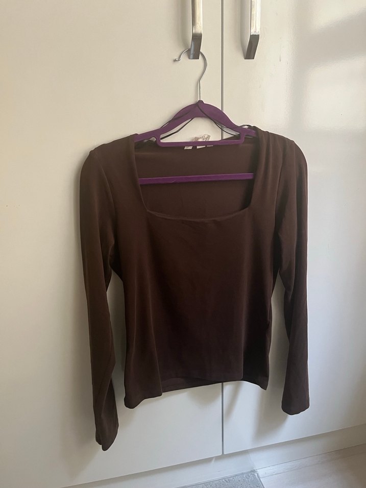 Kahverengi kare yaka Uzun Kollu bluz - Görsel 2